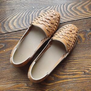 New in box Nisolo Ecuador Huaraches size 6.5